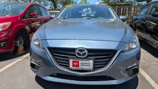 2016  Mazda3 i Sport