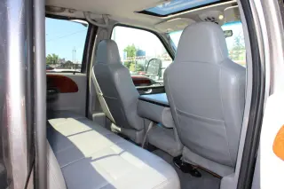 2003 Ford Super Duty F-250 Crew Cab 156" Lariat 4WD