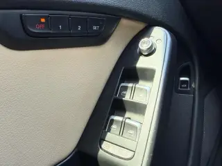 2015 Audi A4 2.0T Sedan quattro Tiptronic