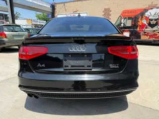 2015 Audi A4 2.0T Sedan quattro Tiptronic