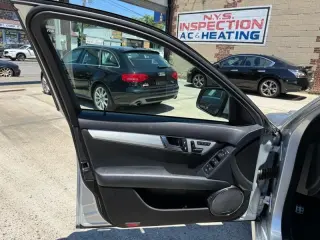2009 Mercedes-Benz C-Class C300 4MATIC Luxury Sedan