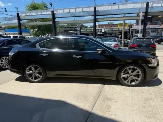 2013 Nissan Maxima SV