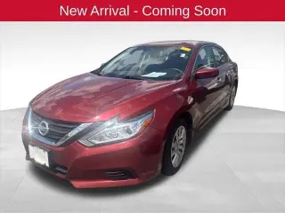 Nissan Altima 2016 2.5 S 4dr Sedan