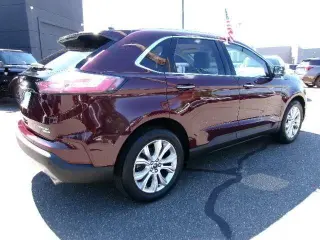 Ford Edge 2019 AWD Titanium 4dr Crossover