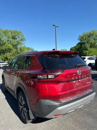 Nissan Rogue 2021 AWD SV 4dr Crossover