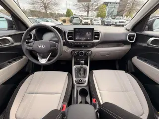 Hyundai VENUE 2026 SEL 4dr Crossover
