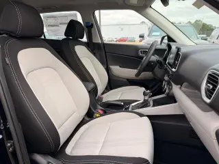 Hyundai VENUE 2026 SEL 4dr Crossover
