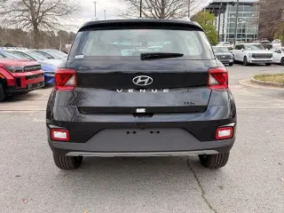 Hyundai VENUE 2026 SEL 4dr Crossover
