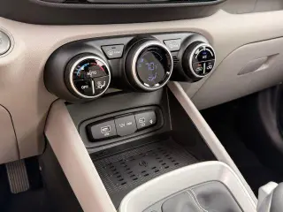 Hyundai VENUE 2026 SEL 4dr Crossover