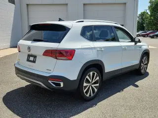 Volkswagen Taos 2022 AWD SE 4Motion 4dr SUV