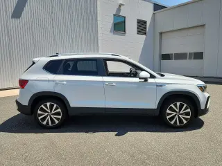Volkswagen Taos 2022 AWD SE 4Motion 4dr SUV