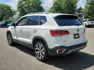 Volkswagen Taos 2022 AWD SE 4Motion 4dr SUV