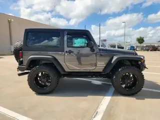 Jeep Wrangler 2017 4x4 Sport 2dr SUV