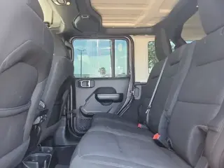 Jeep Wrangler Unlimited 2020 4x4 Willys Sport 4dr SUV