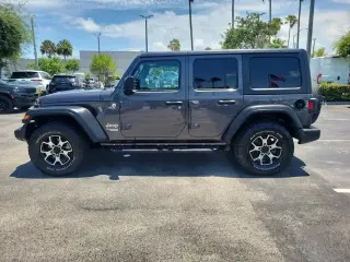 Jeep Wrangler Unlimited 2020 4x4 Willys Sport 4dr SUV