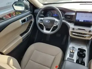 Ford Explorer 2024 XLT 4dr SUV