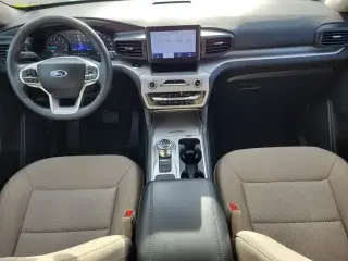 Ford Explorer 2024 XLT 4dr SUV