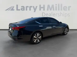 Nissan Altima 2022 2.5 SV 4dr Sedan