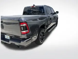 Ram 1500 2022 4x2 Laramie 4dr Crew Cab 5.6 ft. SB Pickup