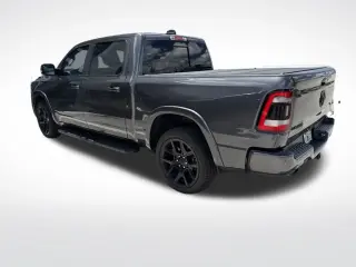 Ram 1500 2022 4x2 Laramie 4dr Crew Cab 5.6 ft. SB Pickup
