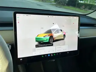 Tesla Model 3 2022 4dr Sedan