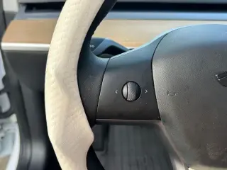 Tesla Model 3 2022 4dr Sedan