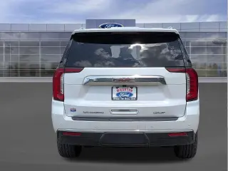 GMC Yukon 2022 4x4 SLT 4dr SUV