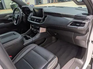 GMC Yukon 2022 4x4 SLT 4dr SUV