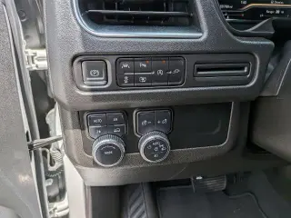 GMC Yukon 2022 4x4 SLT 4dr SUV