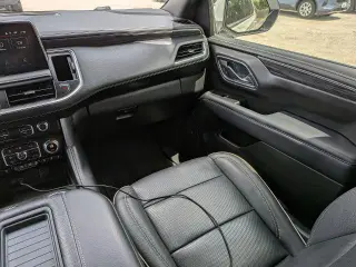 GMC Yukon 2022 4x4 SLT 4dr SUV