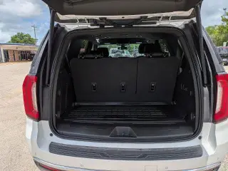 GMC Yukon 2022 4x4 SLT 4dr SUV