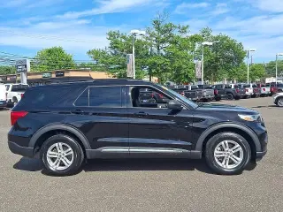 Ford Explorer 2023 AWD XLT 4dr SUV