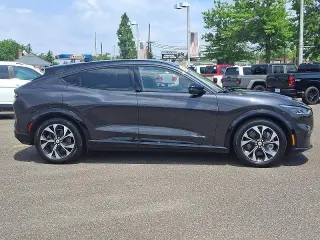 Ford Mustang Mach-E 2021 AWD Premium 4dr SUV