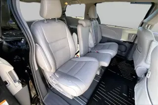 Toyota Sienna 2019 XLE 7-Passenger Auto Access Seat 4dr Mini-Van