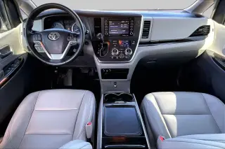 Toyota Sienna 2019 XLE 7-Passenger Auto Access Seat 4dr Mini-Van