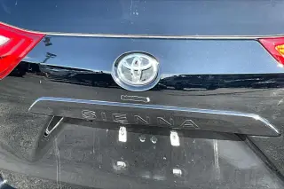 Toyota Sienna 2019 XLE 7-Passenger Auto Access Seat 4dr Mini-Van