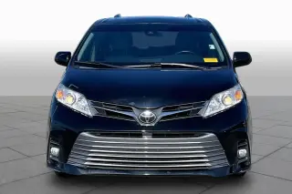 Toyota Sienna 2019 XLE 7-Passenger Auto Access Seat 4dr Mini-Van