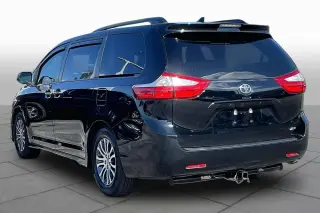 Toyota Sienna 2019 XLE 7-Passenger Auto Access Seat 4dr Mini-Van