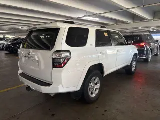 Toyota 4Runner 2024 4x4 SR5 4dr SUV
