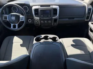 Ram 1500 Classic 2023 4x4 SLT 4dr Crew Cab 5.5 ft. SB Pickup