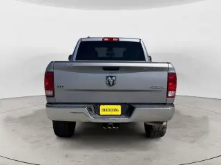 Ram 1500 Classic 2023 4x4 SLT 4dr Crew Cab 5.5 ft. SB Pickup