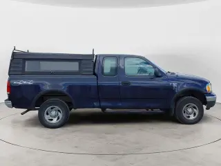 Ford F-150 2000 4dr XL 4WD Extended Cab SB