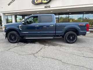 Ford F-250 Super Duty 2020 4x4 King Ranch 4dr Crew Cab 6.8 ft. SB Pickup