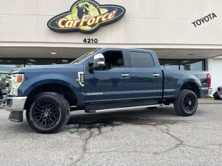 Ford F-250 Super Duty 2020 4x4 King Ranch 4dr Crew Cab 6.8 ft. SB Pickup