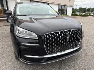 Lincoln Corsair 2023 AWD Reserve 4dr SUV
