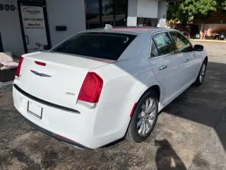 2020 Chrysler 300 Limited