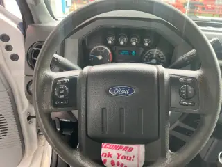 2015 Ford F-250 Super Duty XL