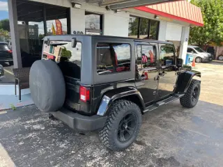 2015 Jeep Wrangler Unlimited Sahara