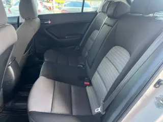 2016 Kia Forte5