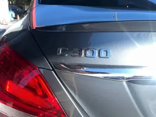 2018 Mercedes-Benz C-Class C 300
